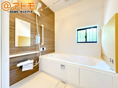 【浴室】 | 駿東郡清水町長沢643番　新築一戸建て　A号棟 | 広々１坪タイプのゆったり浴室ユニット♪浴室乾燥機付き♪