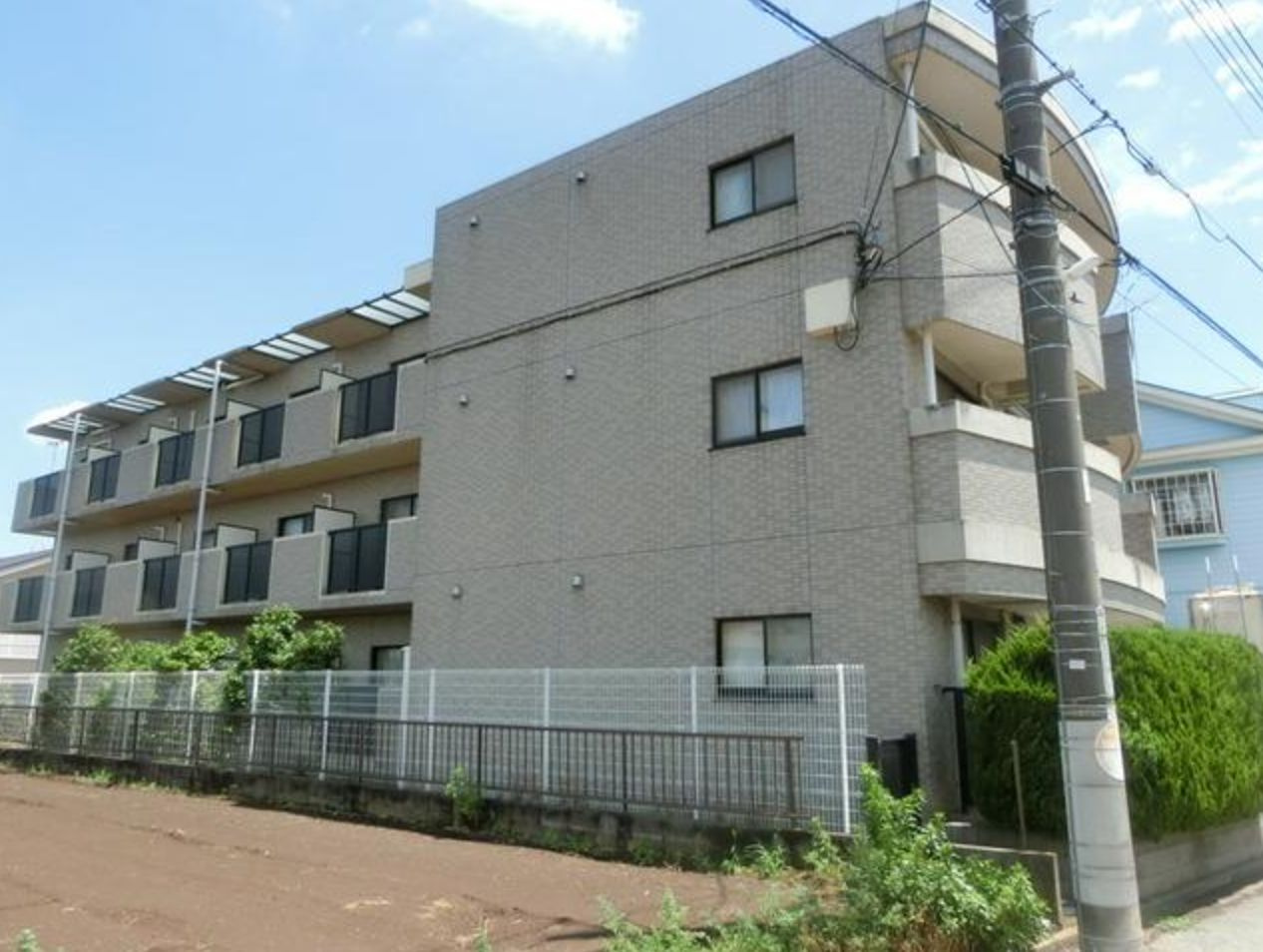 天王台ロイヤルハイツの外観