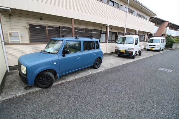 【駐車場】 | メゾンアロニア