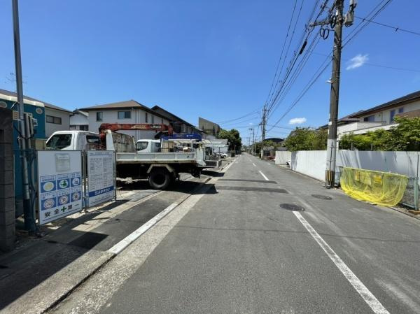 岩田町2丁目1期1号棟の前面道路含む現地写真|前面道路含む現地（2026年5月撮影）