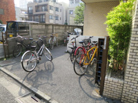 自転車・バイク置場（無料）