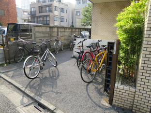 自転車・バイク置場（無料）