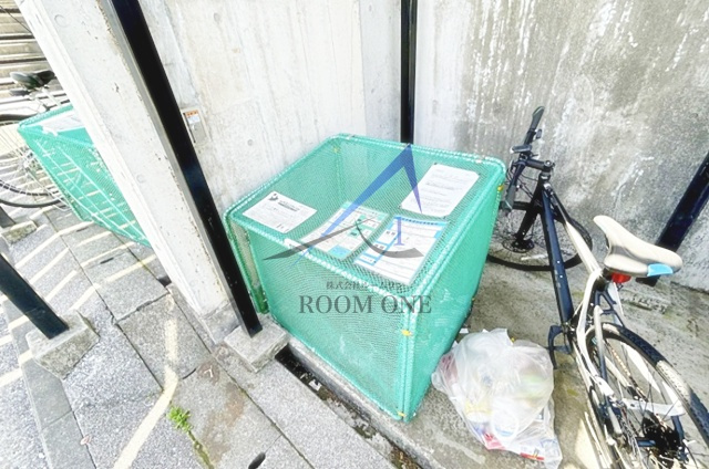 ハーミットクラブハウス菊名ⅢA棟 のその他共用部分|敷地内ゴミ置き場です。
