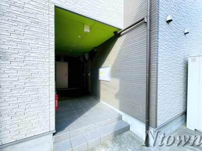 【エントランス】 | 幸鶴邸 | エントランスです