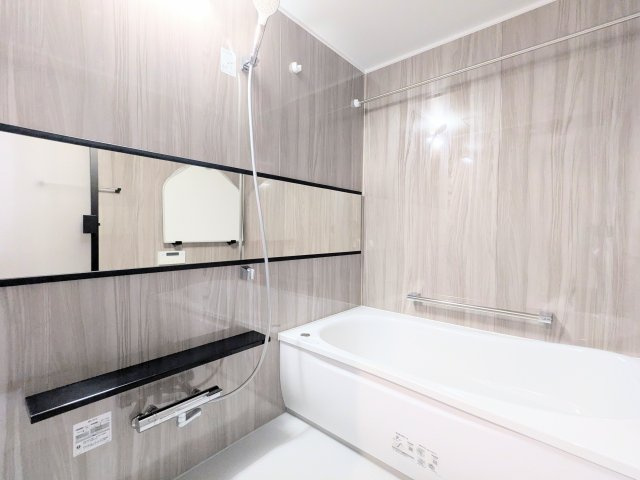 TOWER RESIDENCE TOKYOの浴室|～バスルーム写真～ 浴室乾燥やエアコン機能付きです！