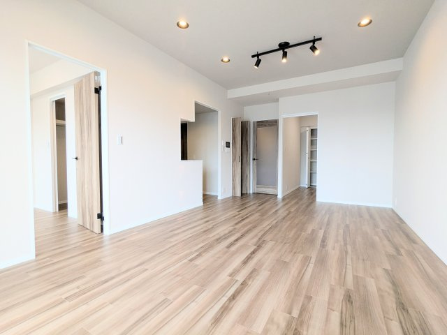 TOWER RESIDENCE TOKYOの居間・リビング|～リビング写真～