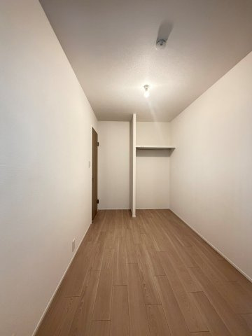 コスモシティ森林公園3番館の洋室|広々とした洋室です