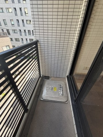 ドルチェ日本橋浜町・弐番館のバルコニー