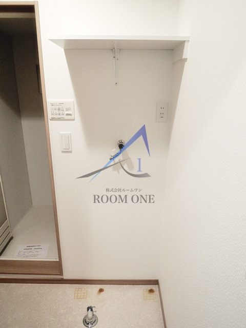 プラナス妙蓮寺　Ⅲの設備|洗濯機置き場です。