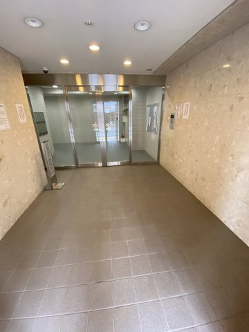 OLIO白山のエントランス