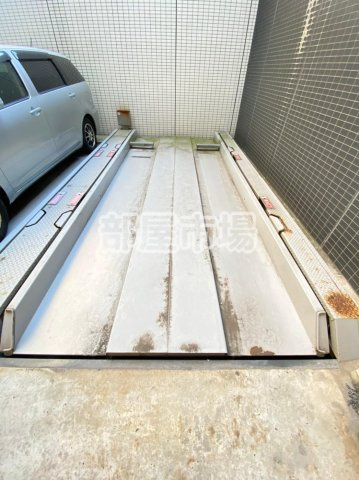 CASSIA錦糸町 の駐車場