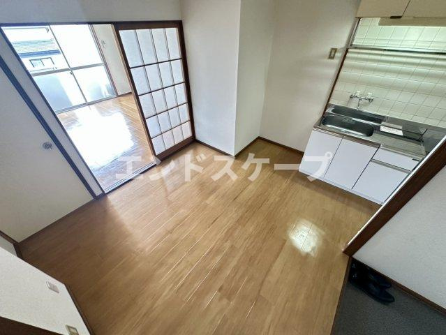 メゾンユキエの居間・リビング|高崎、前橋のお部屋探しはエンドスケープまで！お客様の理想お聞かせ下さい♪