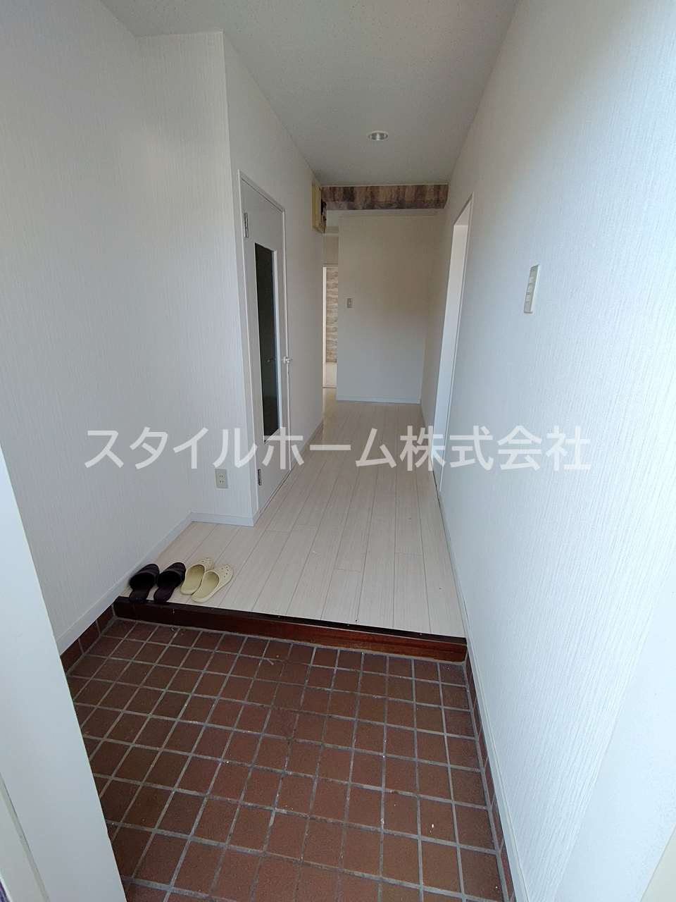 パークハイツ宮下の玄関|別部屋写真です。