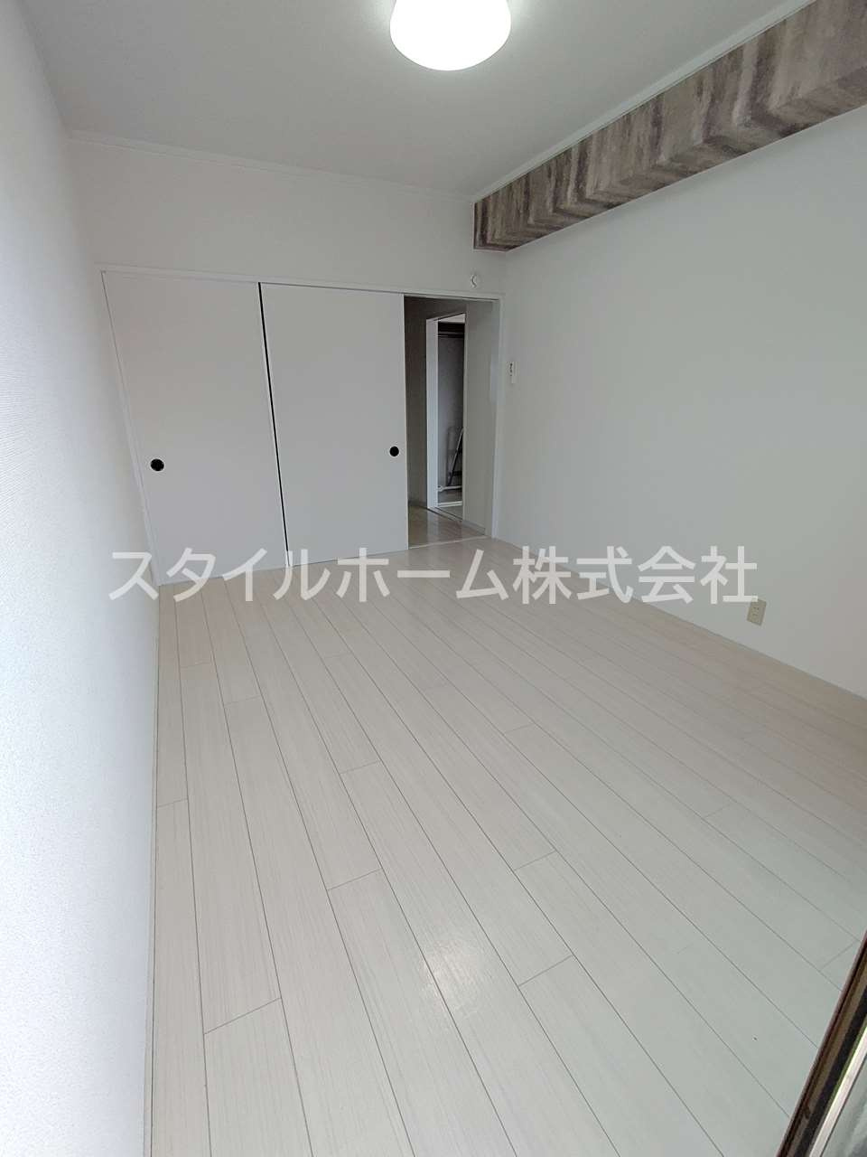 パークハイツ宮下の内装|別部屋写真です。