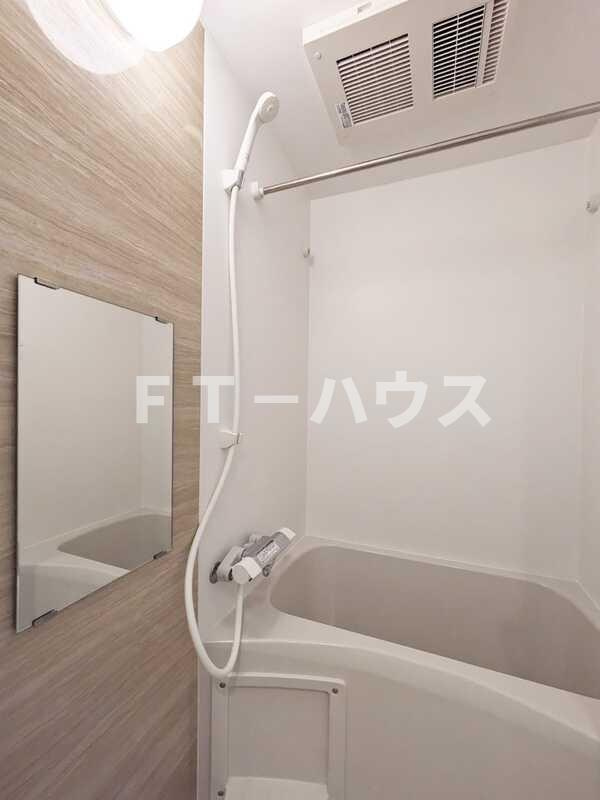 Ｓ－ＦＯＲＴ行徳の浴室
