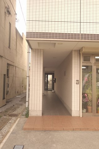 センタービレッジ千駄木のエントランス