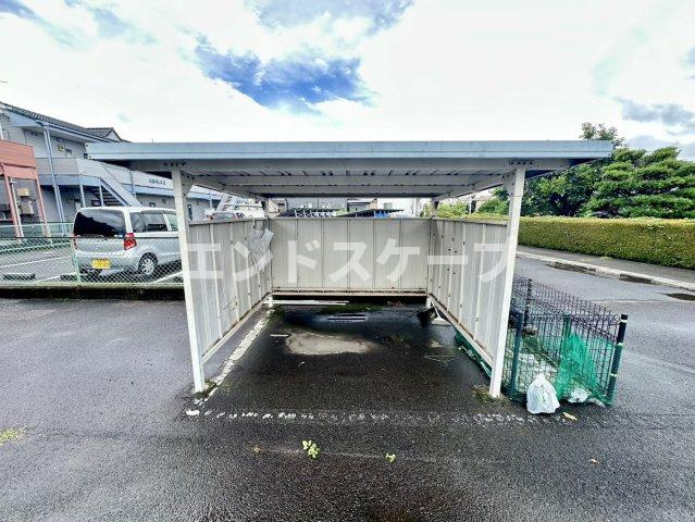 ヒロパレスの駐車場|高崎、前橋のお部屋探しはエンドスケープまで！お客様の理想お聞かせ下さい♪
