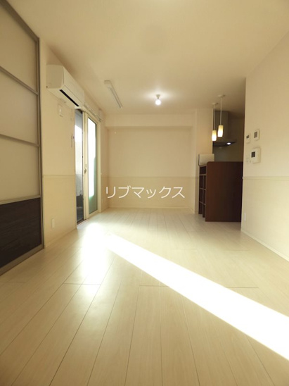 【居間・リビング】苦楽園コルン 