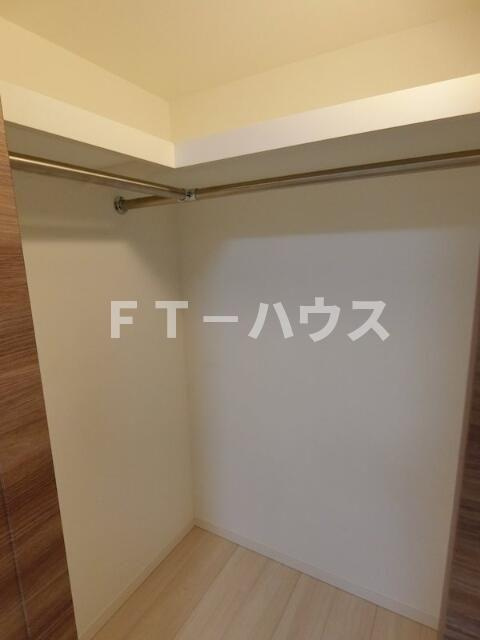 エクセレントシティ南行徳駅前の収納