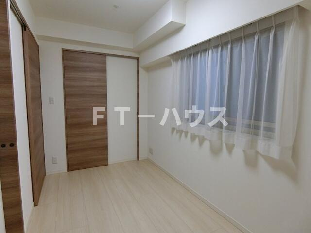 エクセレントシティ南行徳駅前の寝室