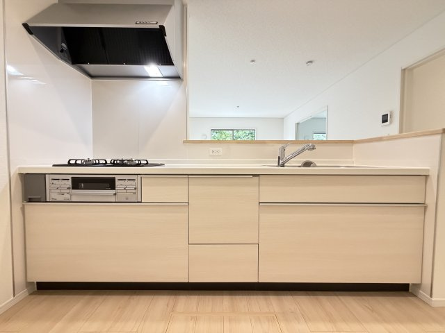 糸満市座波　第3（全4棟）1・2号棟のキッチン|1号棟　使いやすいシステムキッチン♪
