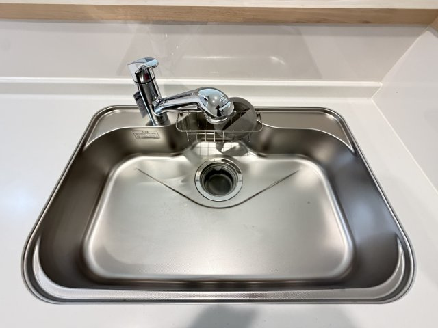 糸満市座波　第3（全4棟）1・2号棟のキッチン|1号棟　浄水器付き♪