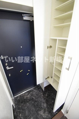 【玄関】 | リガーレ府中本町
