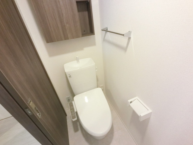 オペラハウス和田町のトイレ|温水便座付きトイレ