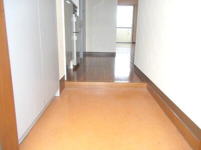 ハピネスの玄関