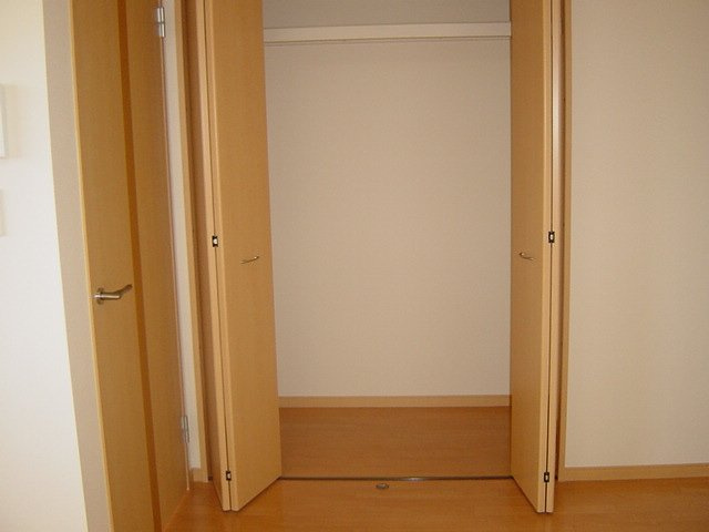 アラモード　ガーデンの収納|南側洋室クローゼット
