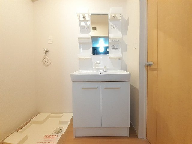 リブレ赤田の洗面所|脱衣スペースもあります