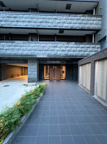 プレサンス栄ライズ　名古屋市賃貸　仲介手数料無料のエントランス