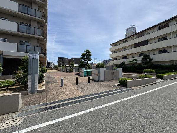 【その他】 | パレス泉北深井 | 周辺には、コンビニやスーパーなどの生活に便利な施設が揃っております♪