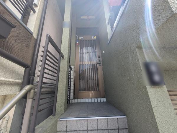 【玄関】 | 門真市北巣本町　中古戸建