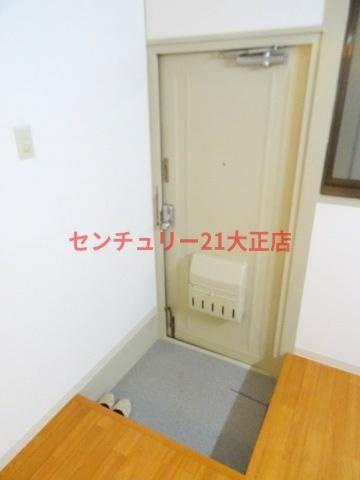 シティエステート小林の玄関