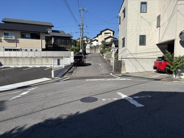 岡崎市中町1丁目・中古戸建の前面道路含む現地写真|前面道路です。