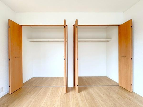 横浜市都筑区牛久保東２丁目の中古一戸建の収納