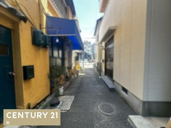 和歌山市友田町３丁目　土地の前面道路含む現地写真