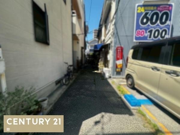 和歌山市友田町３丁目　土地の前面道路含む現地写真