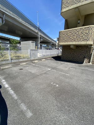 【駐車場】 | シャリテ東津田