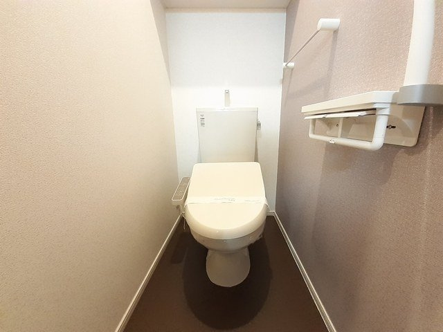 ラ　フォレスタ　ツルマキのトイレ