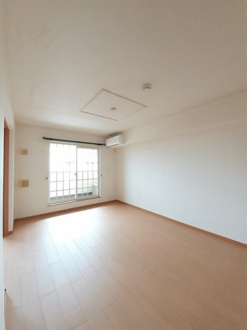 ＦＡＩＮの居間・リビング