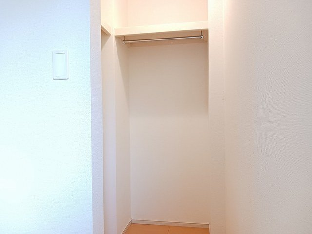 ヴァンヴェ－ル吉野Ⅱの収納