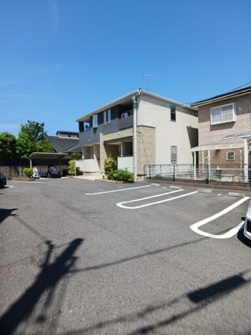フォルテ辻之の駐車場