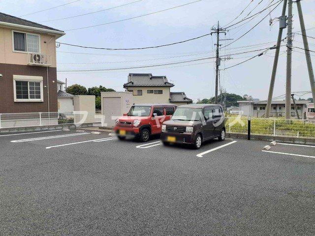 アクア　ガーデン　Ⅱの駐車場|カースペースがあります