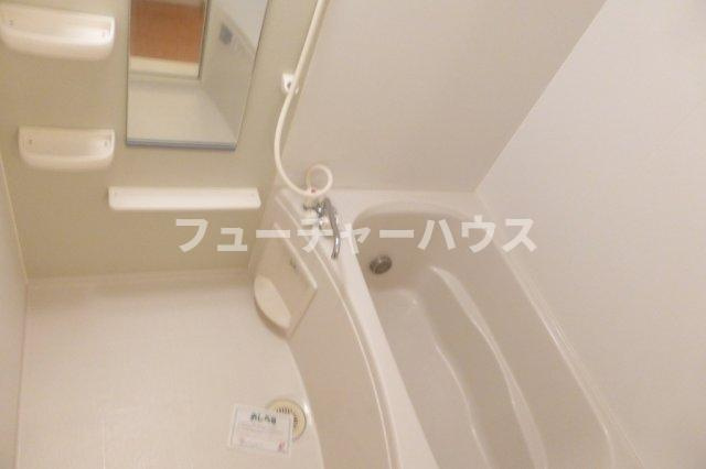 イーストコートⅡの浴室|きれいなお風呂です