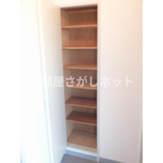 滝野川フラワーハイツの収納