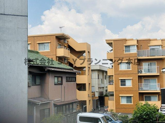 シェ・モア平針の外観
