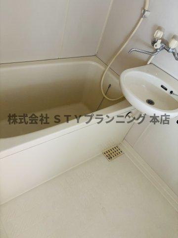 シェ・モア平針の浴室