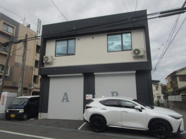 寝屋川市高柳５丁目の倉庫